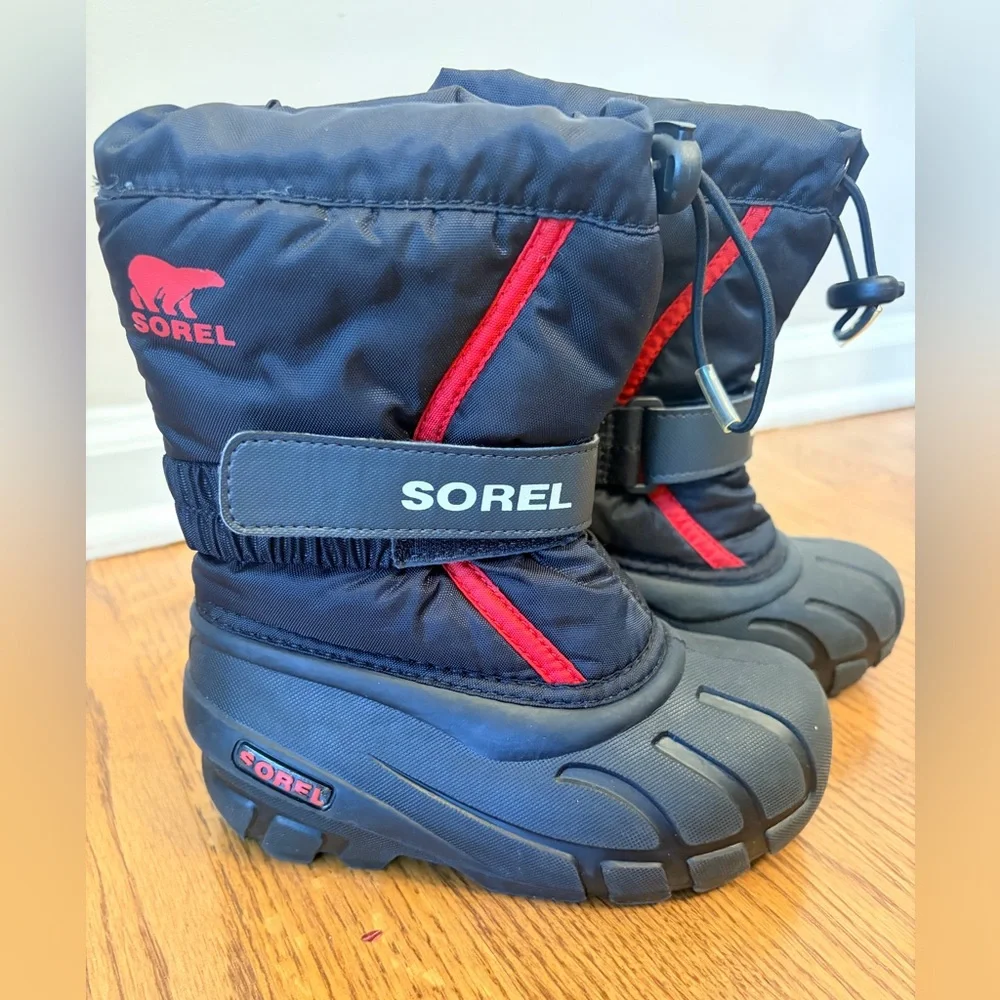 Sorel kids insulated snow boot waterproof 10 boys snow boots